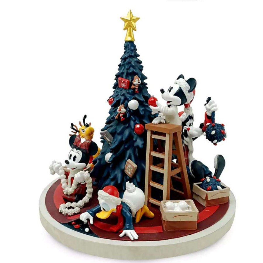 Figures & Figurines * | Promotions Disney Figure Mickey And Friends Decorate The Christmas Tree