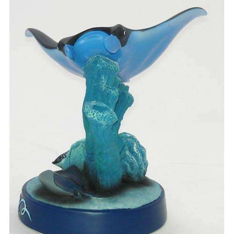 Figures & Figurines * | Seaworld Resin Figure Manta Stingray Disney Promotions